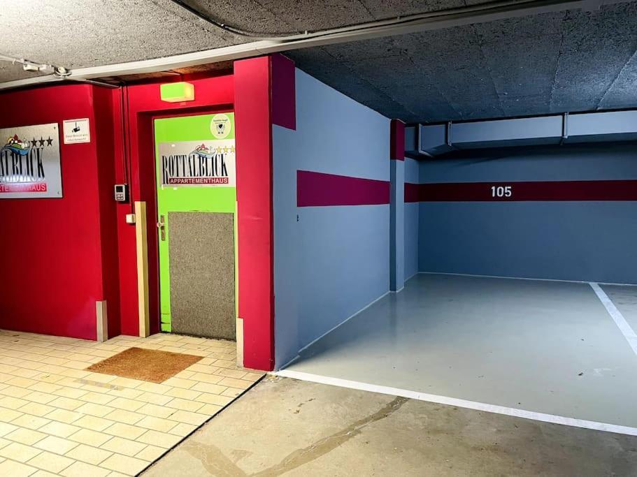Fewo 20 - Appartement Im Rottalblick - Youngmodern Wohnen Mit Bademantelgang Zur Therme, Tv, Balkon Und Persoenlichem Gaesteempfang Von Astarte Estate Bad Griesbach  Dış mekan fotoğraf